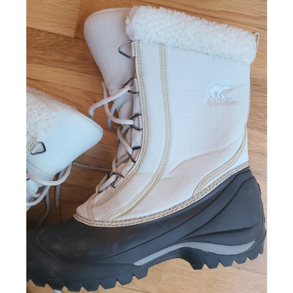 Sorel Cumberland Boot Turtle Dove 9.5 Hiking Cabincore Travel Gorpcor